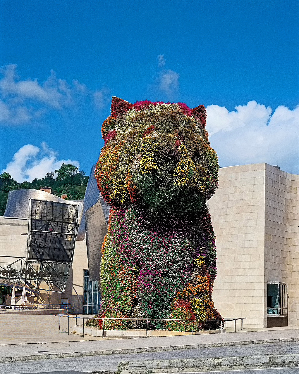 Guggenheim Jeff and | Foundation Koons Museums The | Puppy